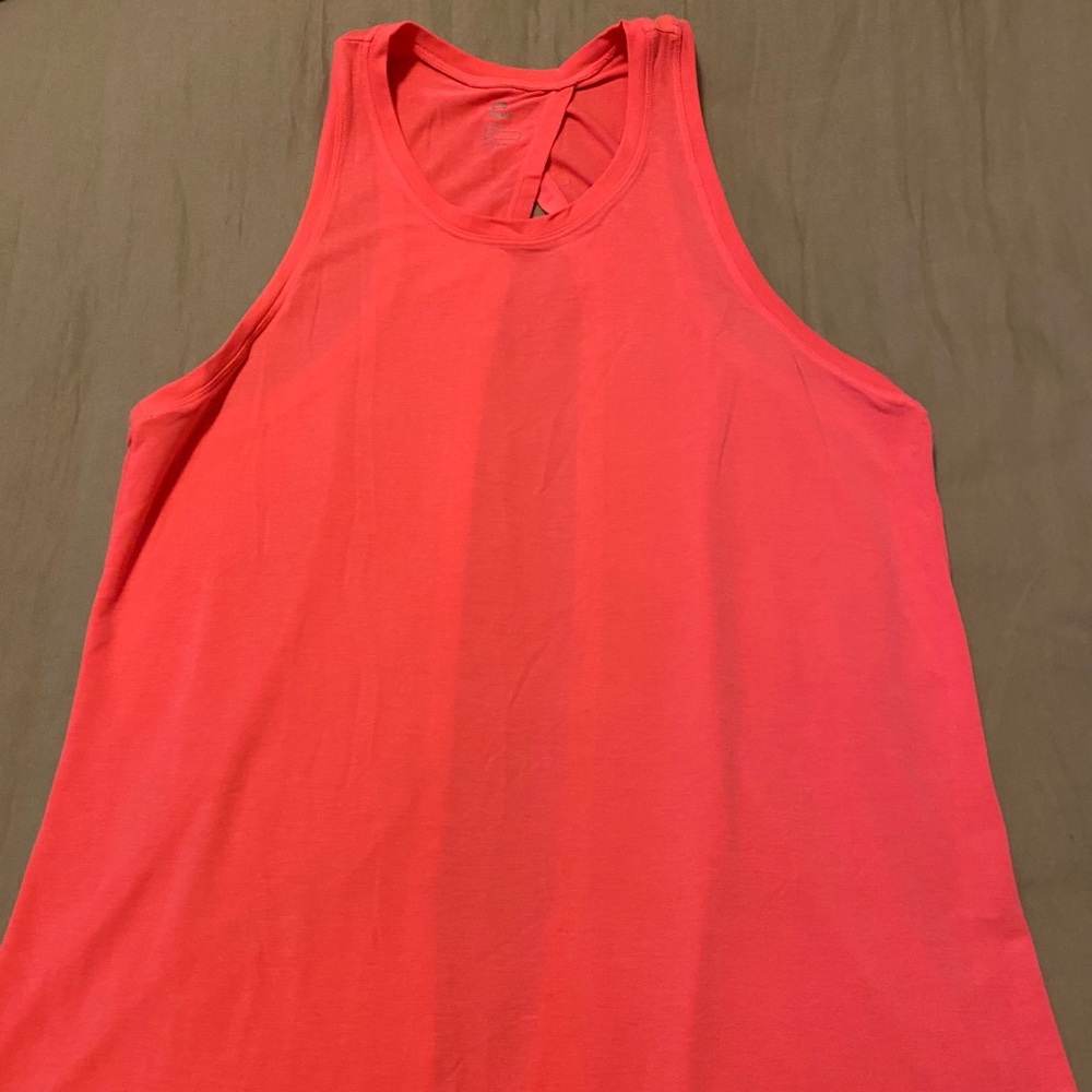 Gap Fit Breathe pink top Size Small